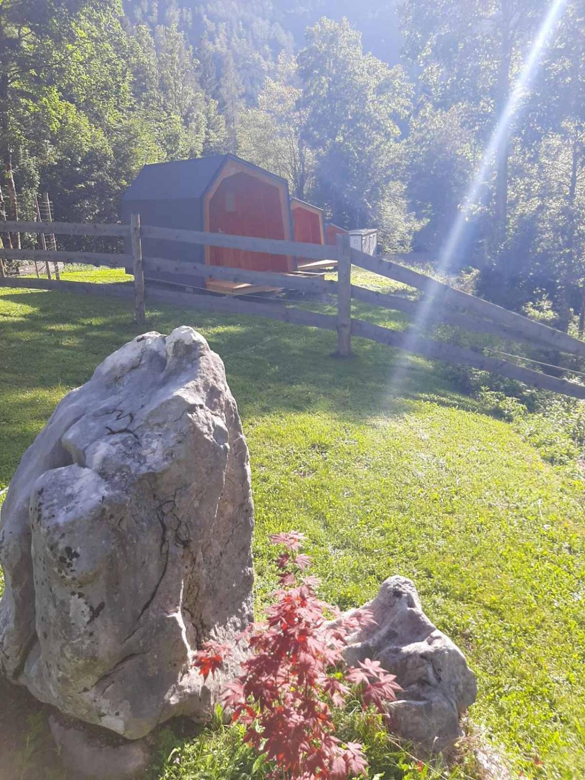 Camping & Glamping Grintovec ゴレンスカ地方 エクステリア 写真