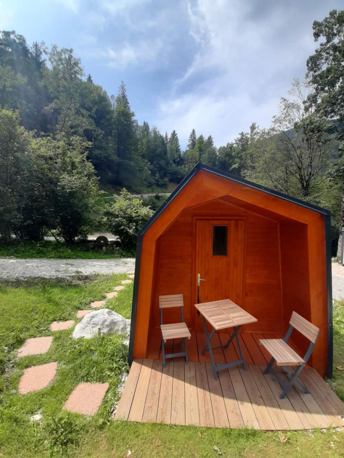 Camping & Glamping Grintovec ゴレンスカ地方 エクステリア 写真