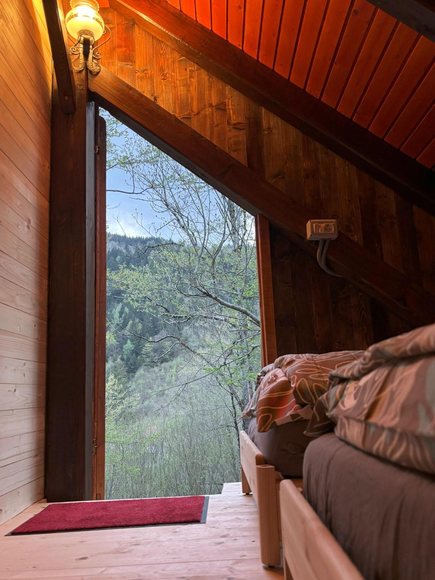 Camping & Glamping Grintovec ゴレンスカ地方 部屋 写真